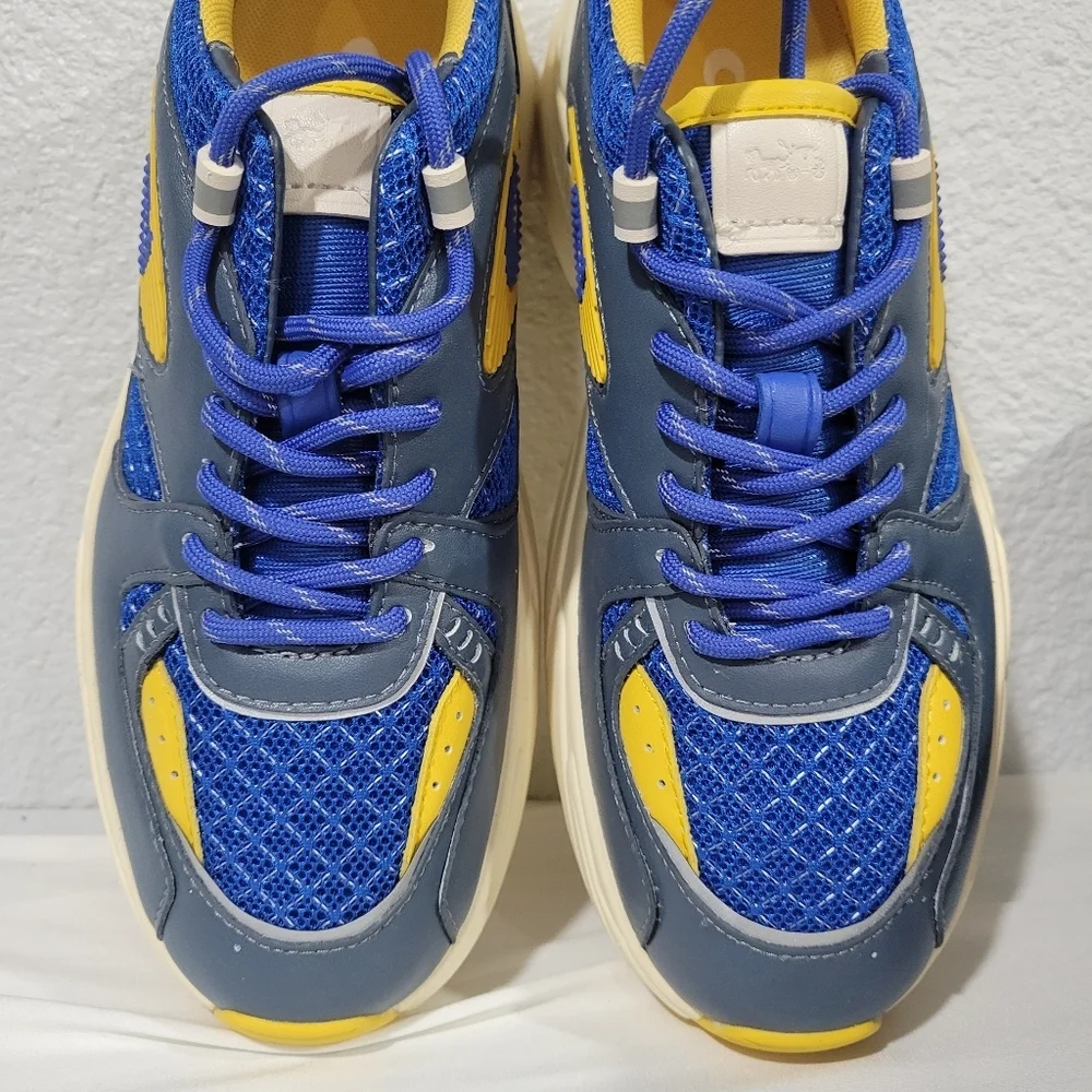 Coach Tech Runner  Men's 7 Medium / Womens 8.5 NEW in Box